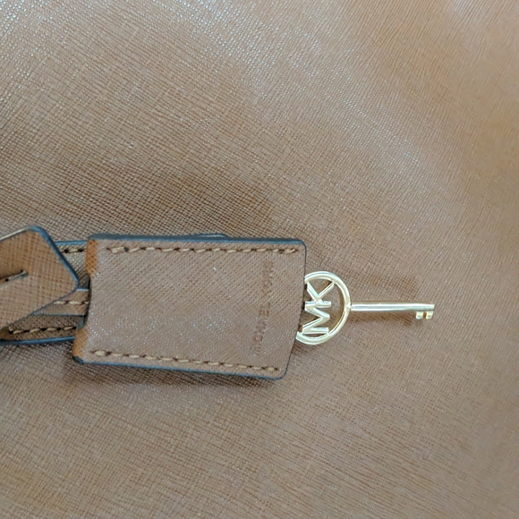 Michael Kors - Picture 9 of 16